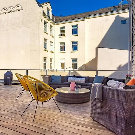 Apartment Private Large Double Next To Fish Market *